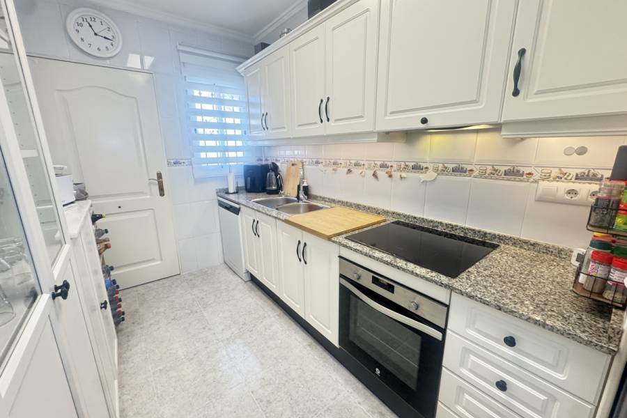 Reventa - Chalet - Orihuela Costa - Villamartin