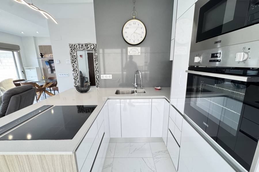 Reventa - Chalet - Orihuela Costa - Villamartin