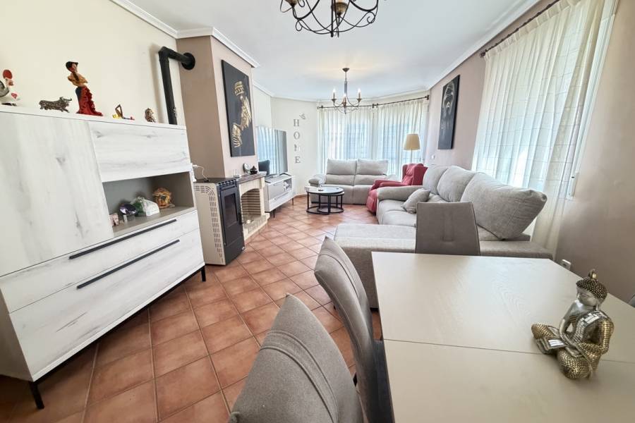 Resale - Townhouse - Pilar De La Horradada