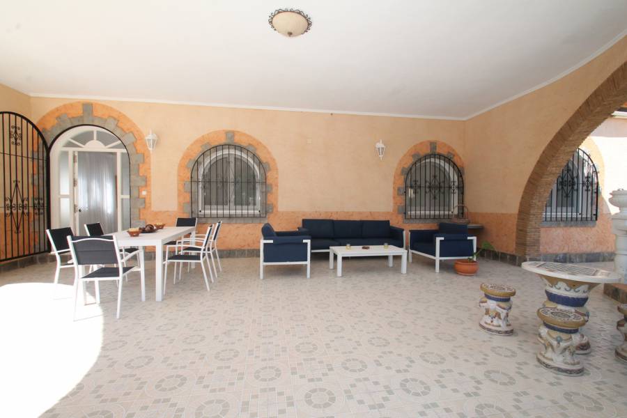 Resale - Detached - La Mata