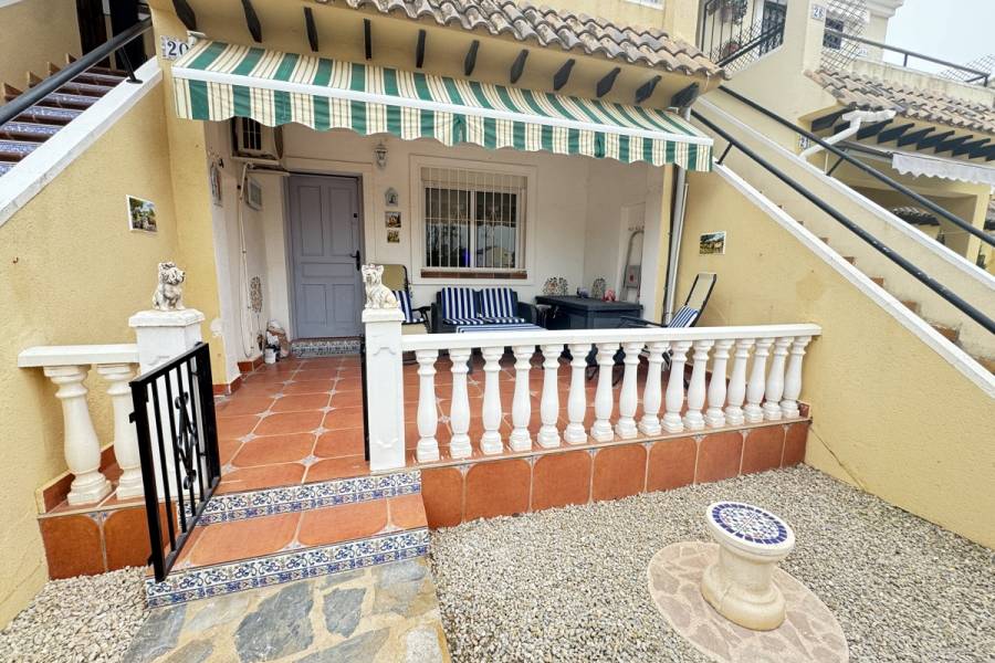 Resale - Apartment - Orihuela Costa - Villamartin