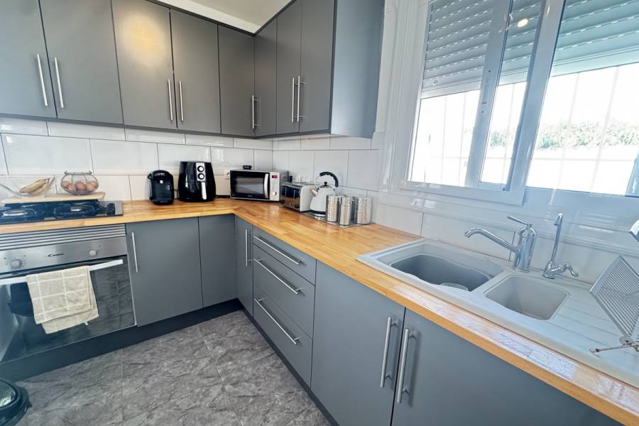 Resale - Detached - Eagles Nest