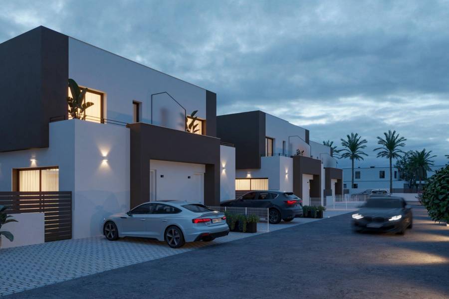 Nueva construcción  - Chalet - La Marina - El Pinet