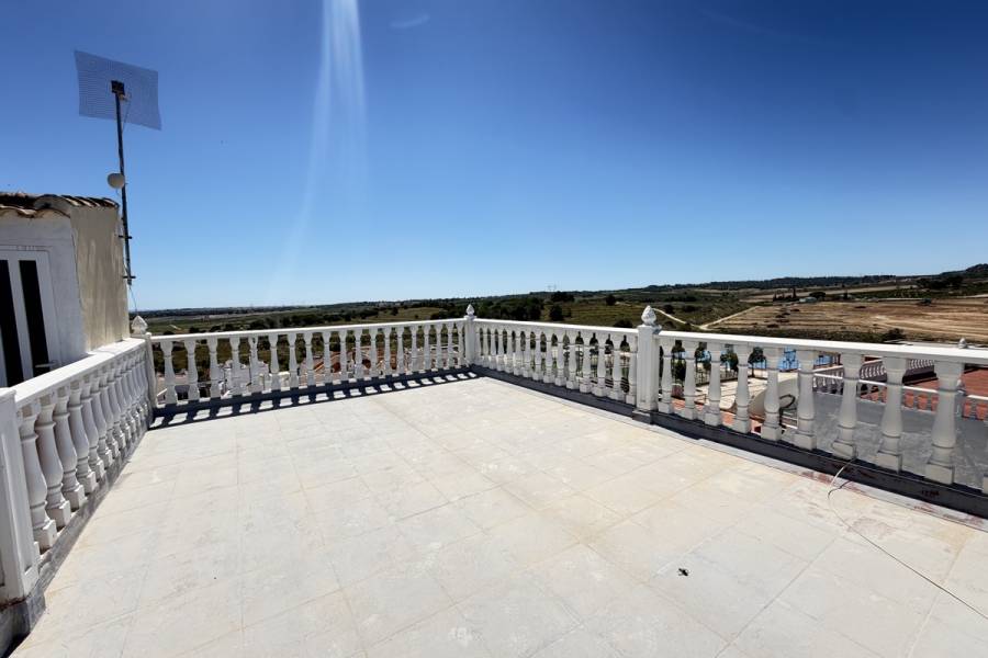 Reventa - Adosado - San Miguel de Salinas