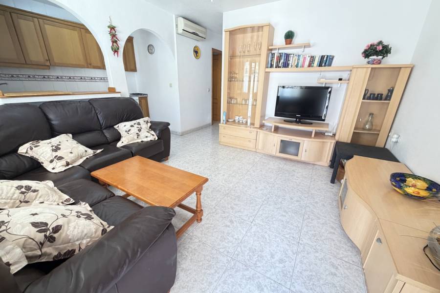 Resale - Apartment - Orihuela Costa - Villamartin