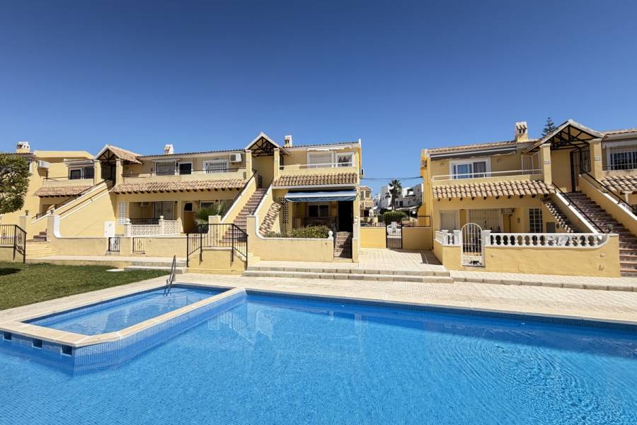 Resale - Apartment - Orihuela Costa - Villamartin