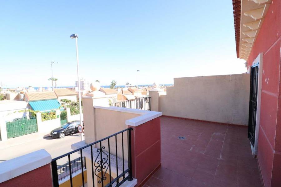 Resale - Townhouse - Torrevieja - Las Calas