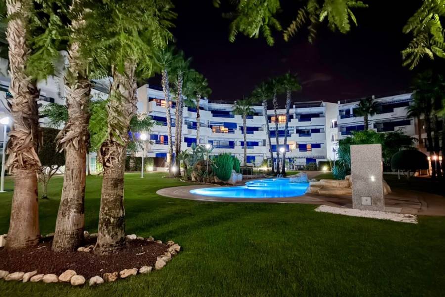 Resale - Apartment - Orihuela Costa - Playa Flamenca