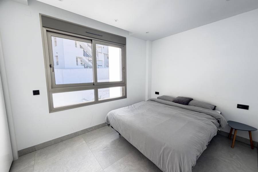 Resale - Detached - Orihuela Costa - Villamartin