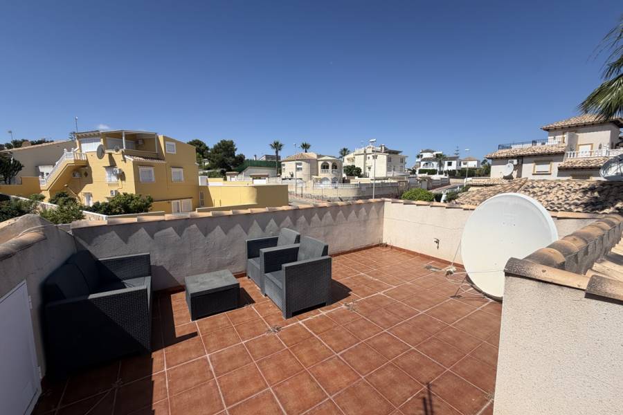 Reventa - Chalet - Orihuela Costa - Villamartin