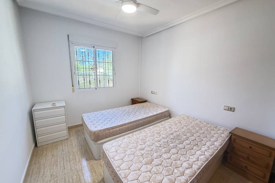 Reventa - Chalet - Orihuela Costa - Villamartin