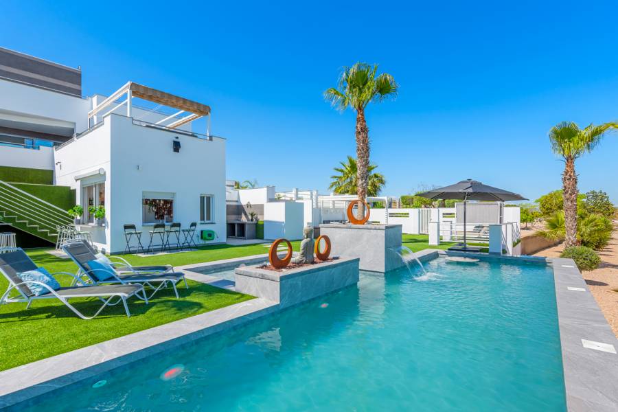 Resale - Detached - Torremendo