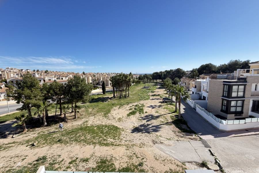 Resale - Detached - Orihuela Costa - Villamartin