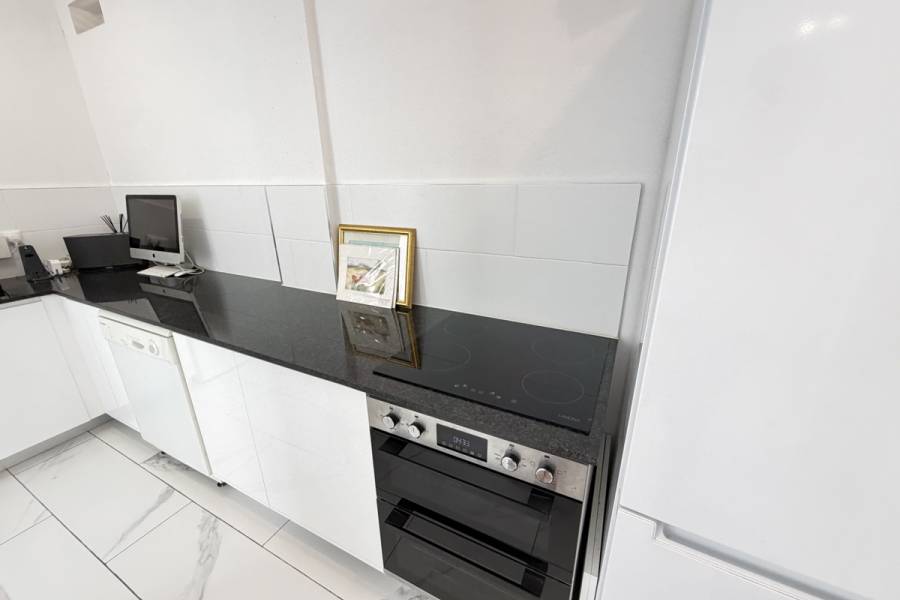 Resale - Detached - Orihuela Costa - Villamartin