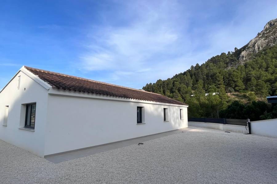 Nueva construcción  - Chalet - Penaguila - El Olivar