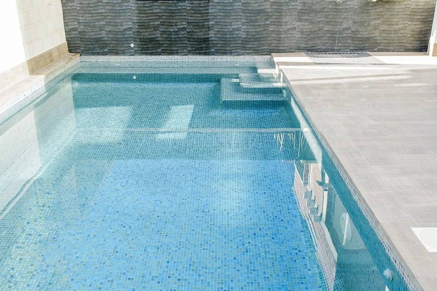 Nueva construcción  - Chalet - Los Montesinos - La Herrada