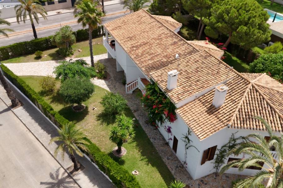 Bestaande bouw - Detached - Cabo Roig