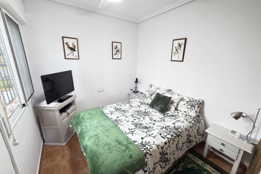 Resale - Apartment - Orihuela Costa - La Zenia