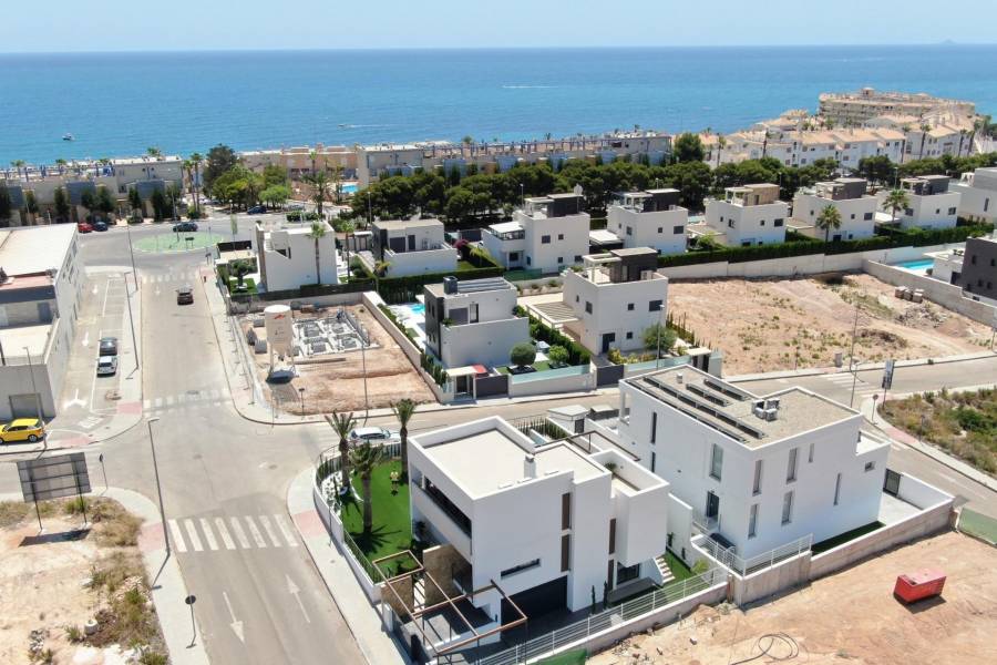 Nueva construcción  - Chalet - Orihuela Costa - Campoamor